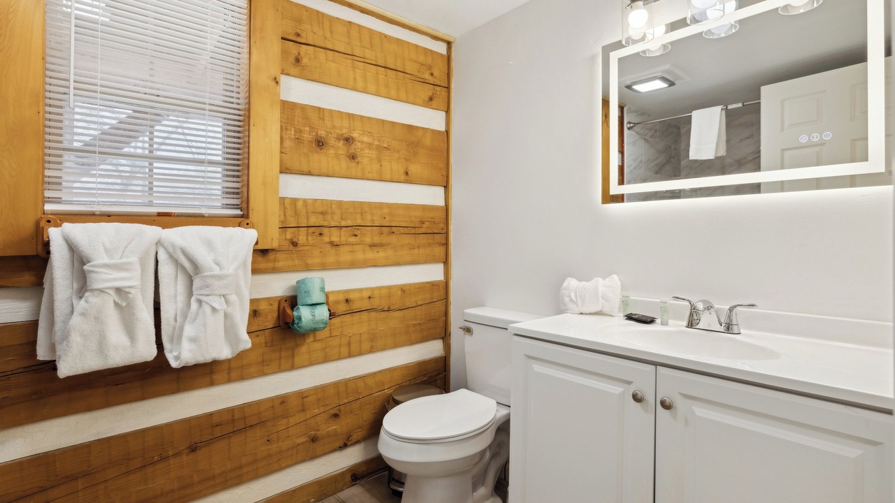 Photo of Bathroom in Gatlinburg
