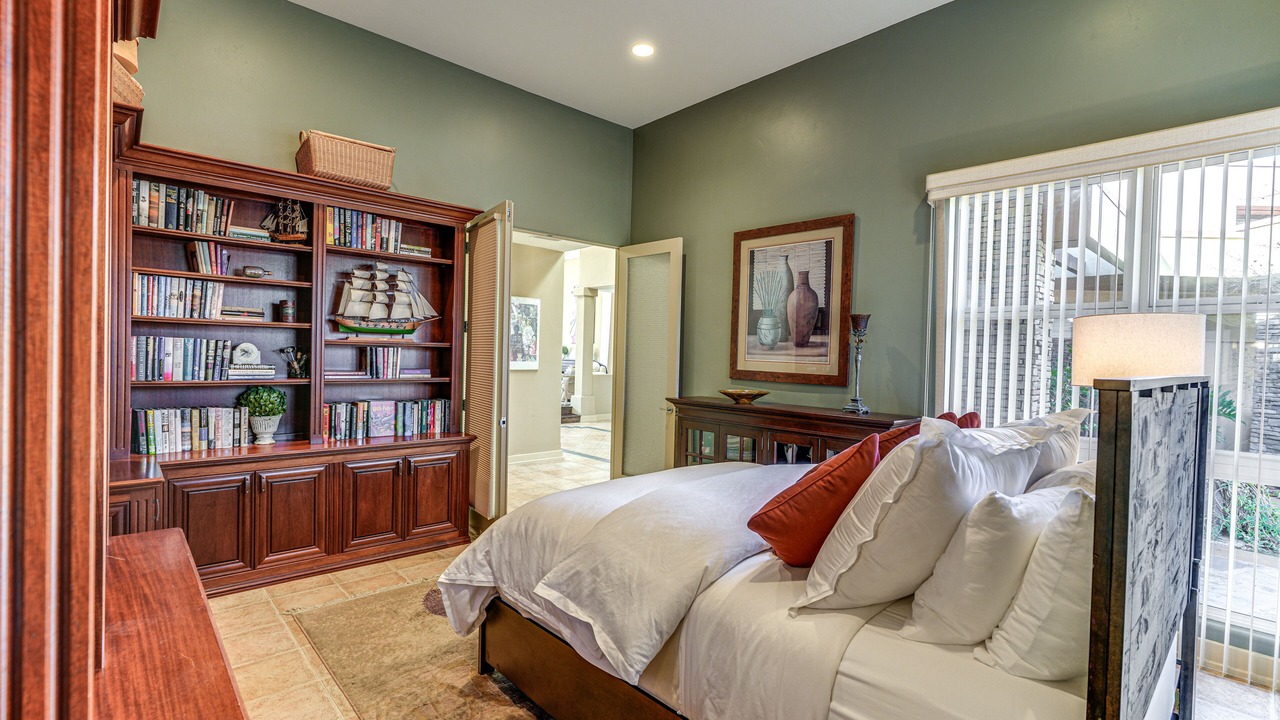 Photo of Bedroom in Salinas