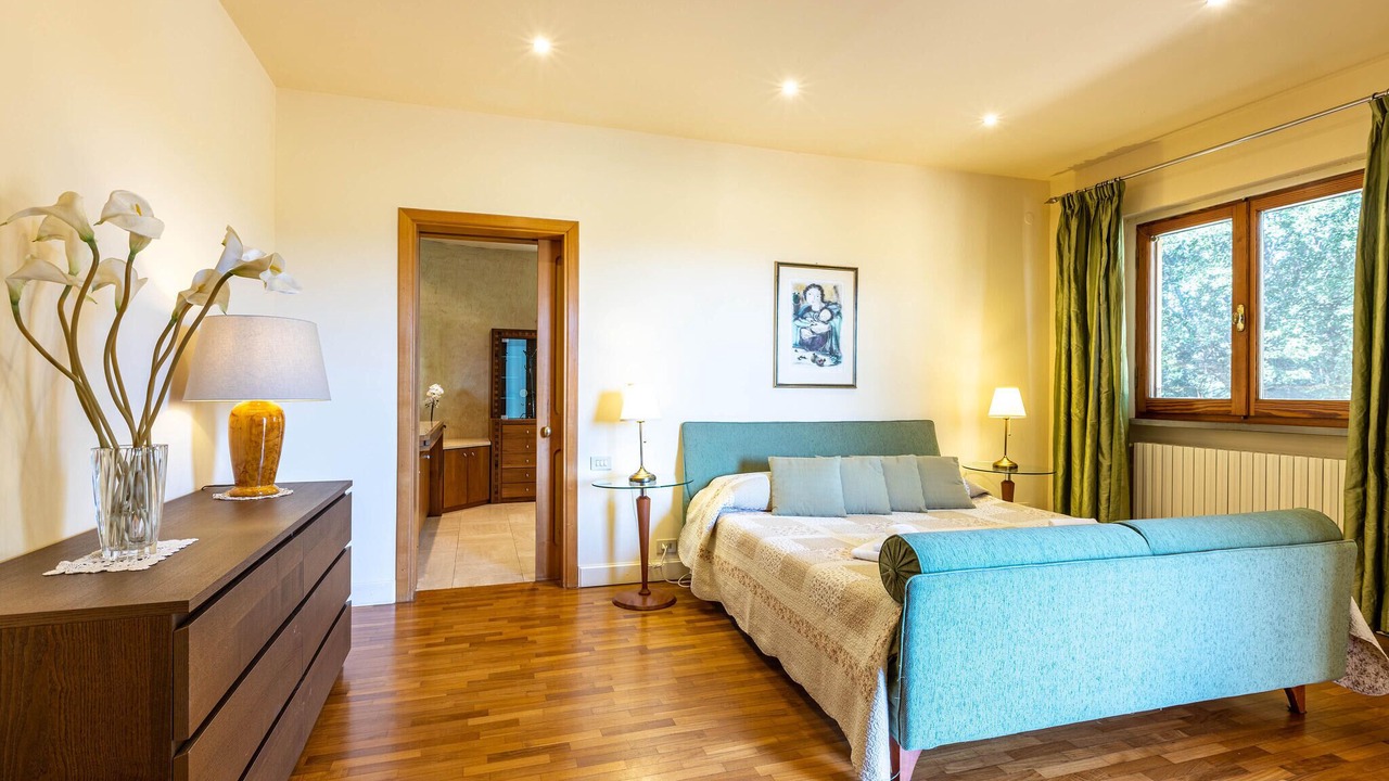 Photo of Others in Pisa