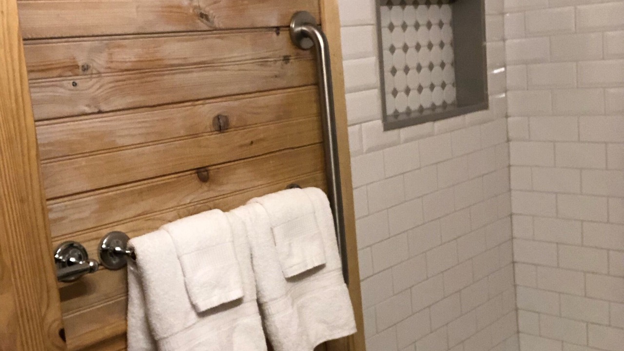 Photo of Bathroom in Blowing Rock