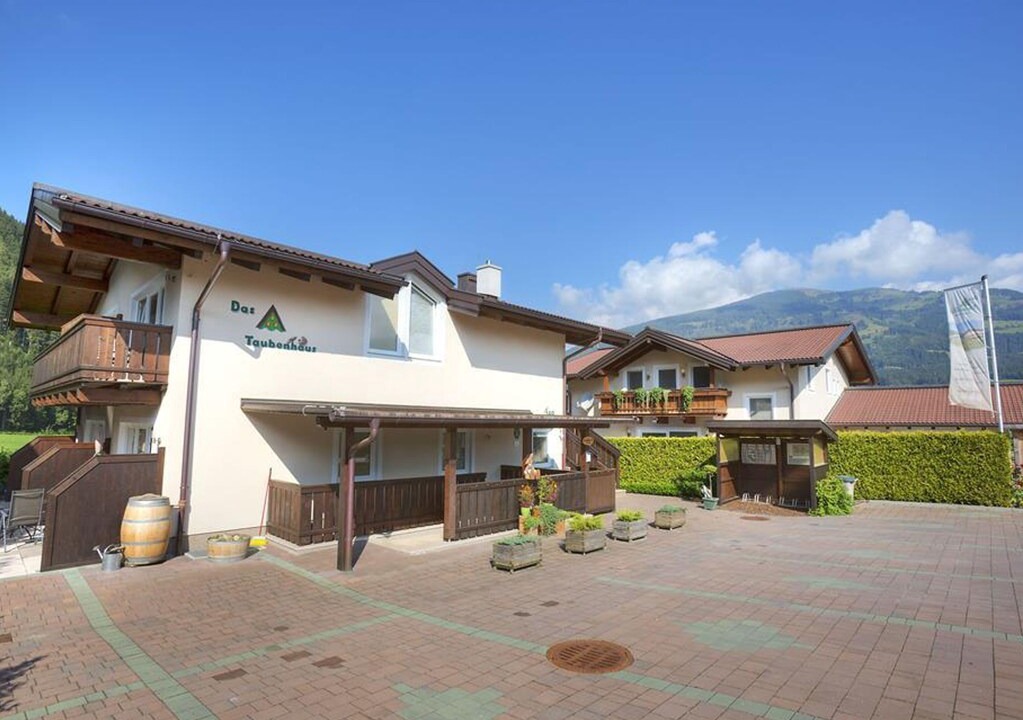 Photo of Buildings in Hollersbach im Pinzgau