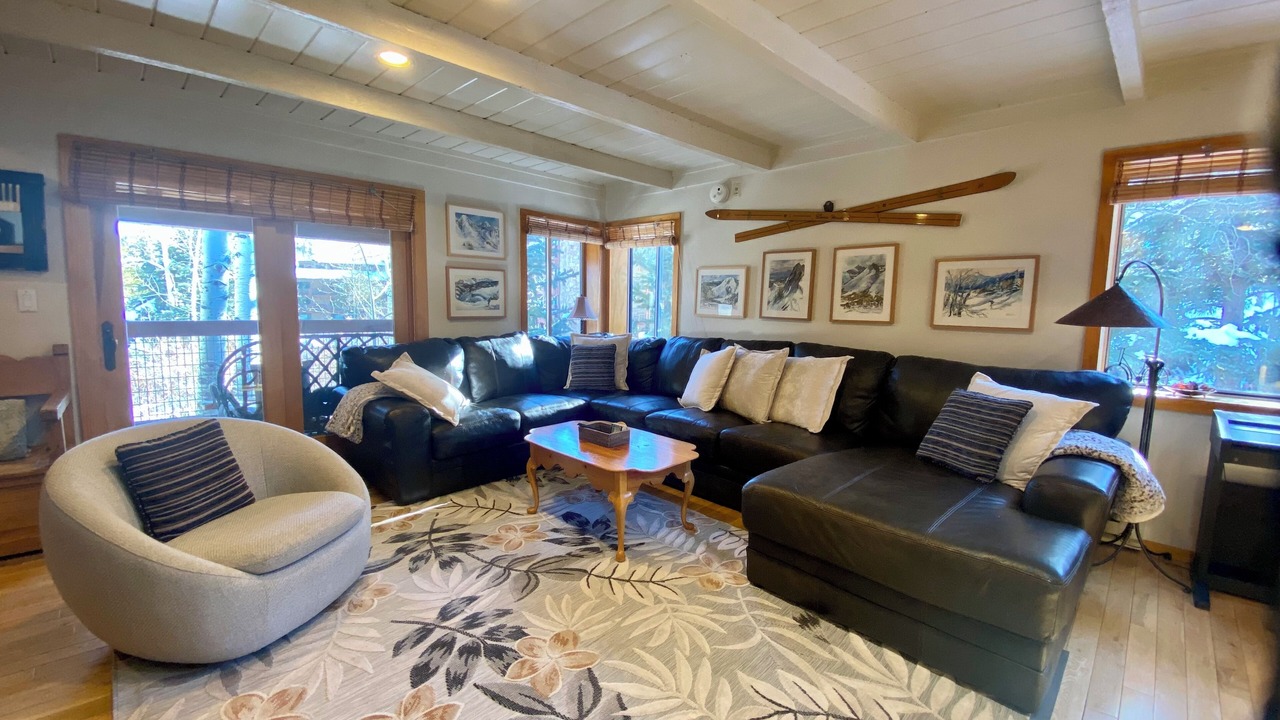 Photo of Livingroom in Snowmass Village