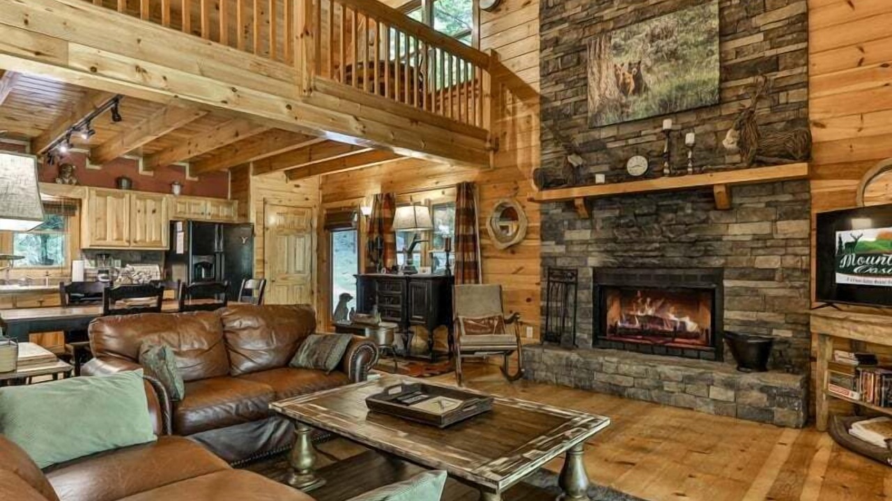 Photo of Livingroom in Ellijay