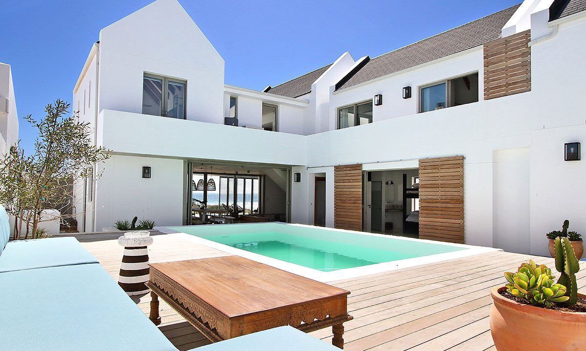 Photo of Outdoor in Stompneusbaai