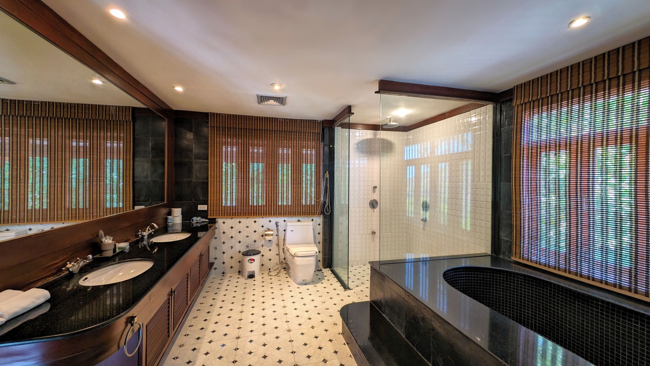 Photo of Bathroom in Kamala