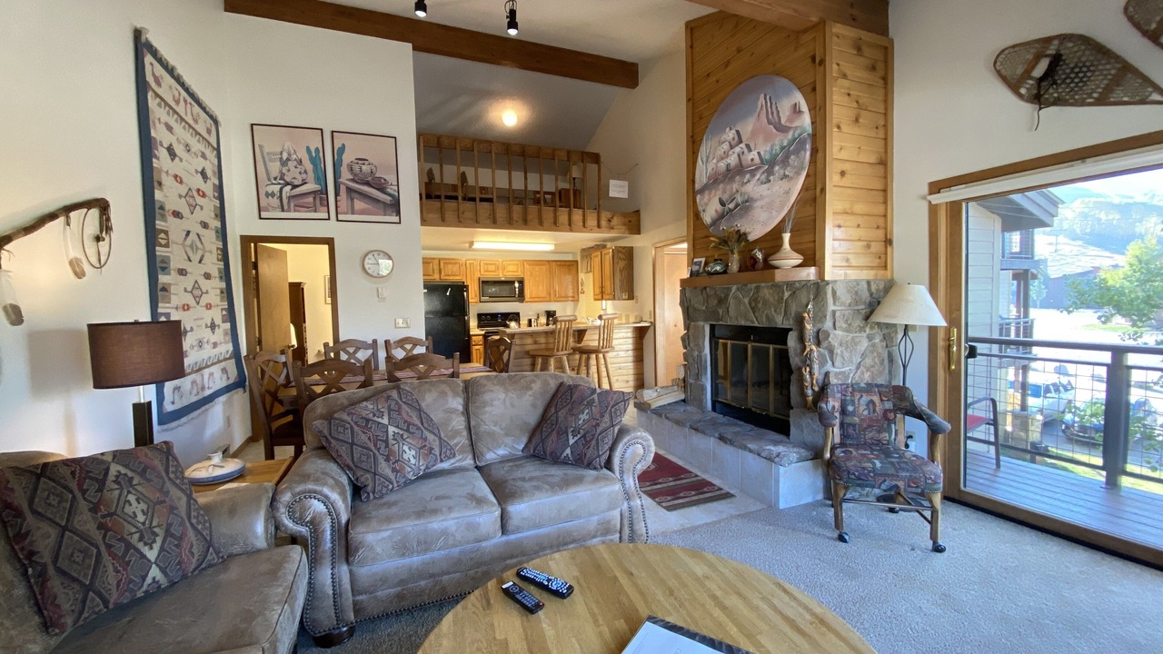 Photo of Livingroom in Mount Crested Butte