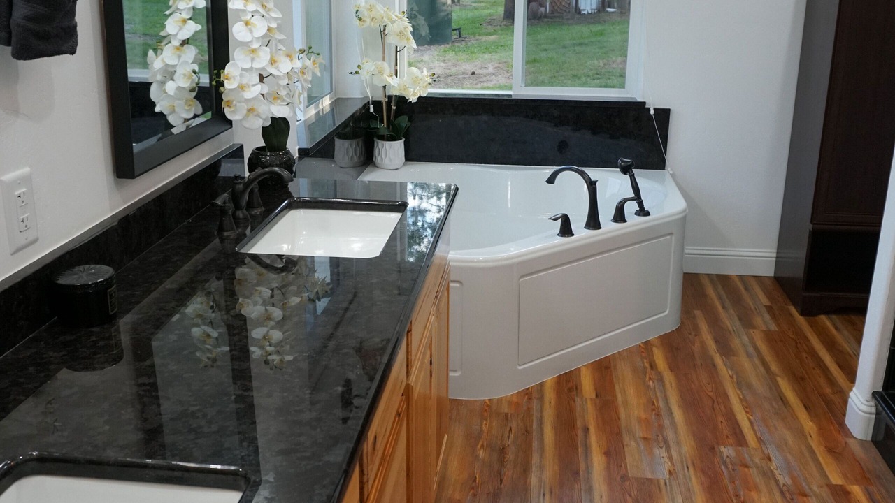 Photo of Bathroom in Mariposa