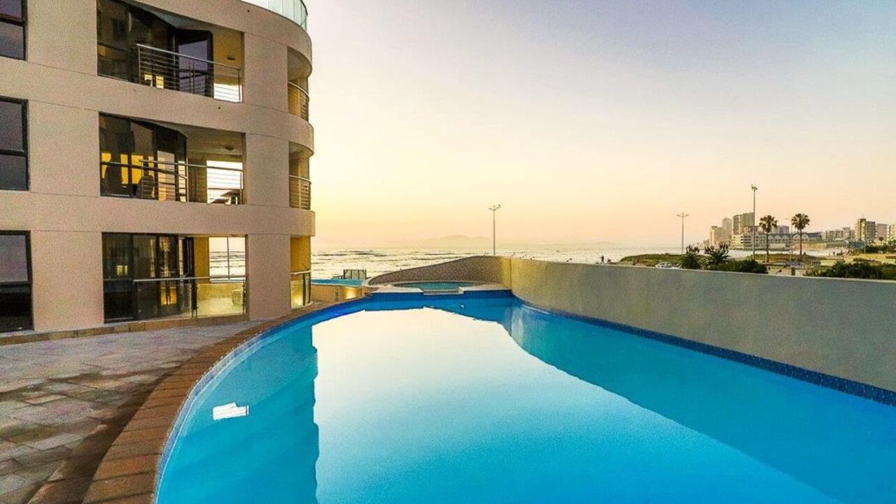Photo of Outdoor in Strand