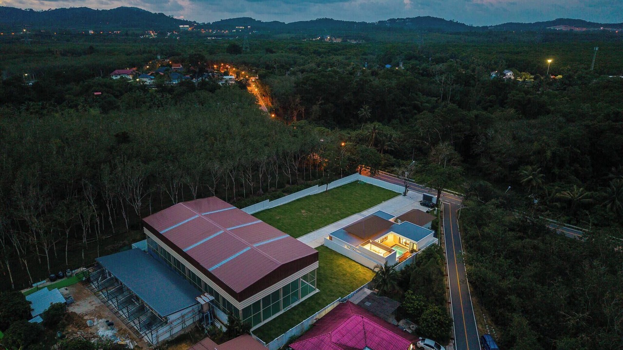 Photo of Outdoor in Thep Kasattri