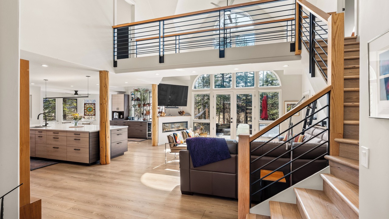 Photo of Livingroom in Snowmass Village
