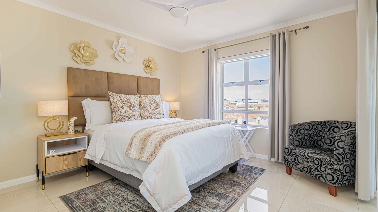 Photo of Bedroom in Century City