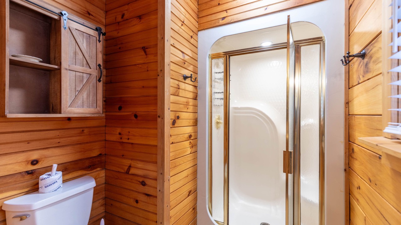 Photo of Bathroom in Foscoe