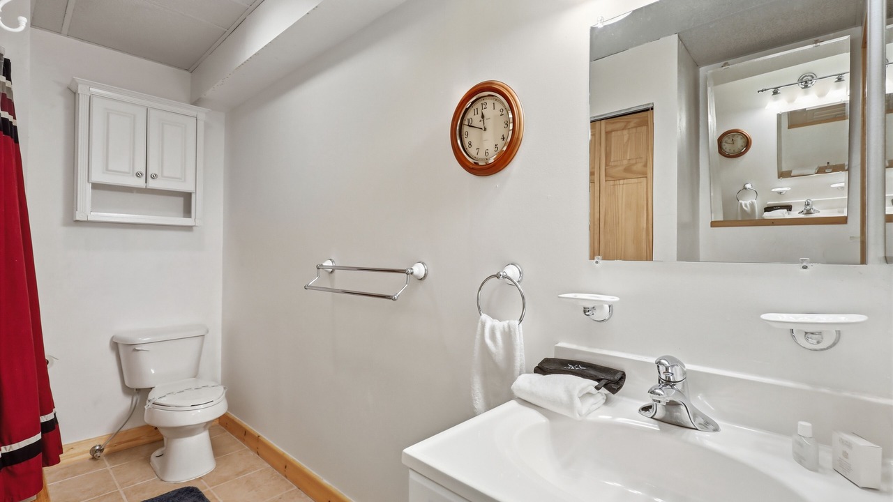 Photo of Bathroom in Todd