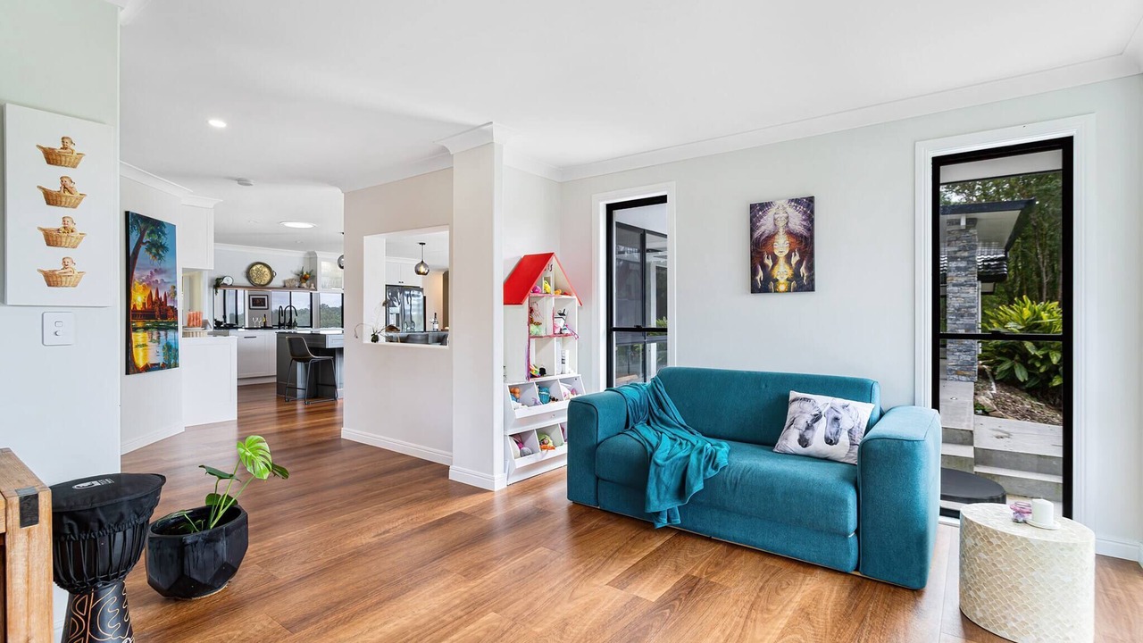 Photo of Livingroom in Tallebudgera Valley
