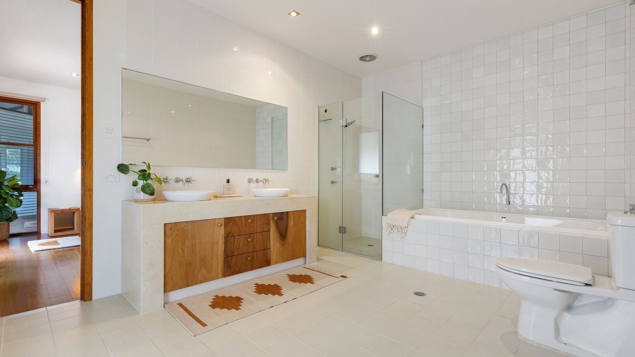 Photo of Bathroom in Federal
