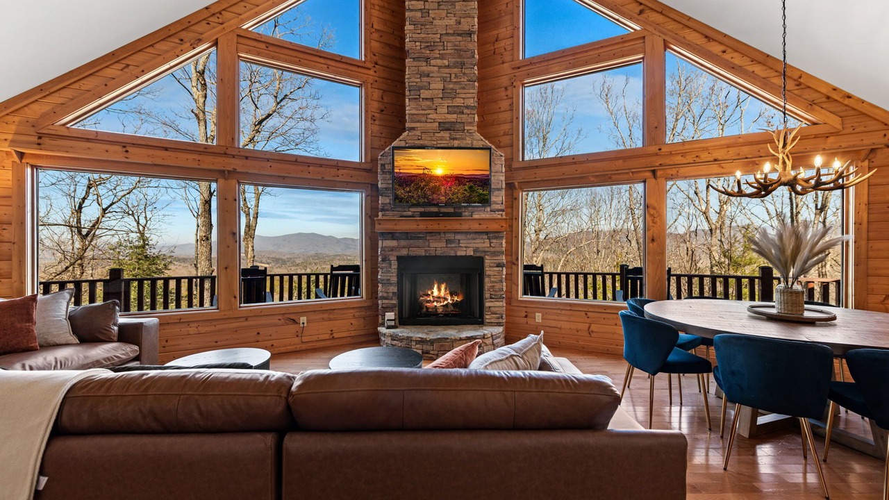 Photo of Livingroom in Ellijay