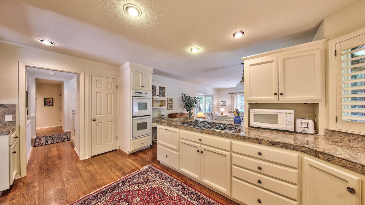 Photo of Kitchen in Golden Rectangle