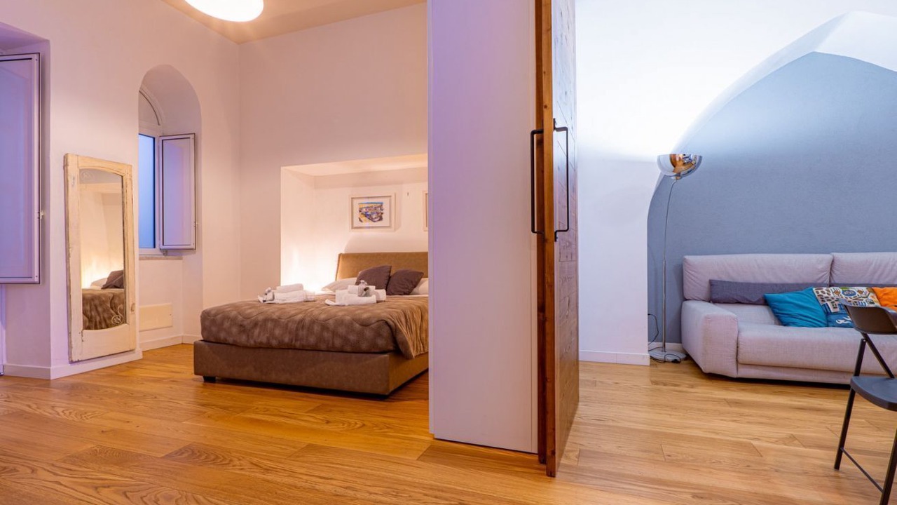 Photo of Bedroom in Historical Downtown Salerno