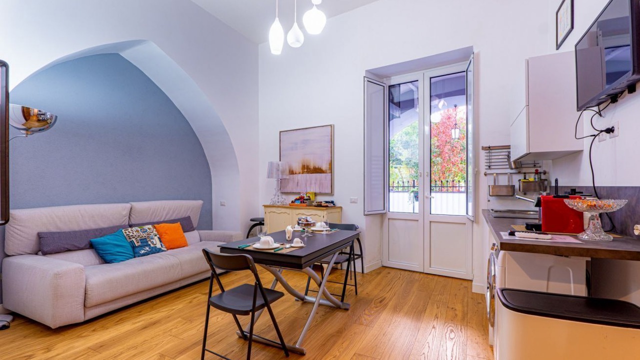 Photo of Livingroom in Historical Downtown Salerno
