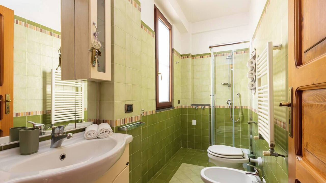 Photo of Bathroom in Meta