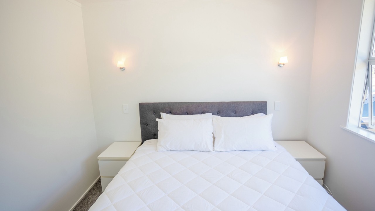 Photo of Bedroom in Snells Beach