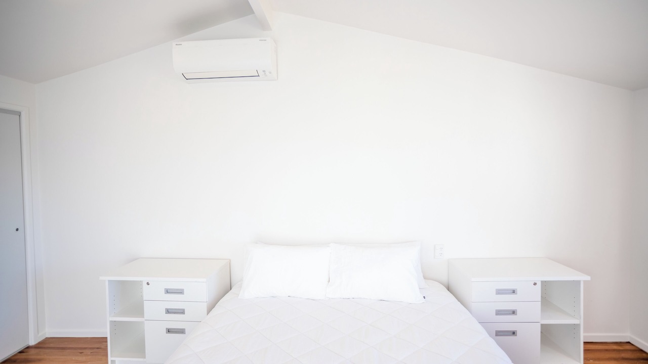 Photo of Bedroom in Snells Beach
