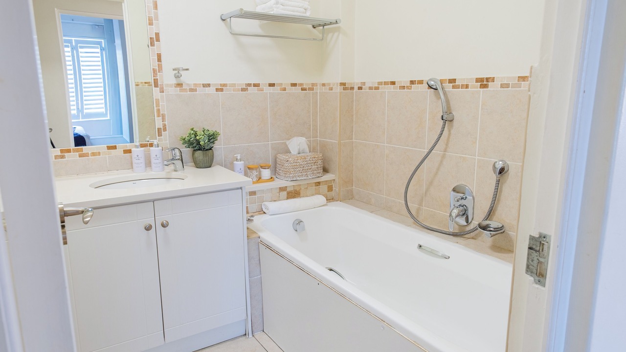 Photo of Bathroom in Strand