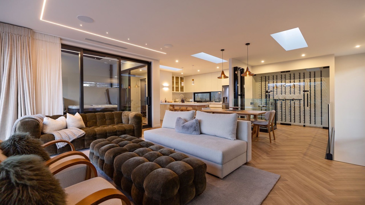 Photo of Livingroom in Kelvin Heights