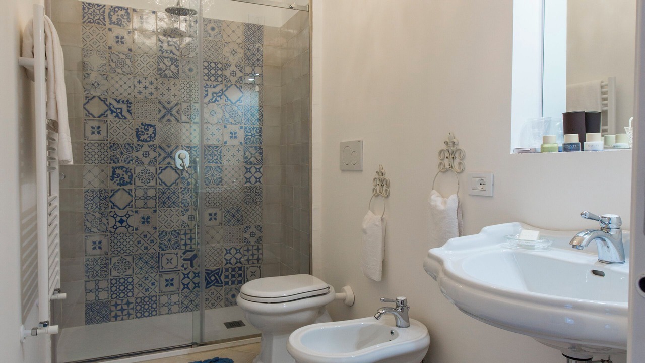 Photo of Bathroom in Meta