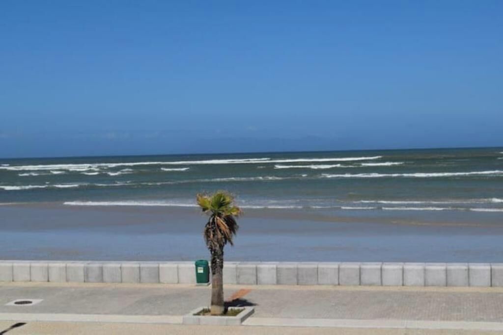 Photo of Others in Strand