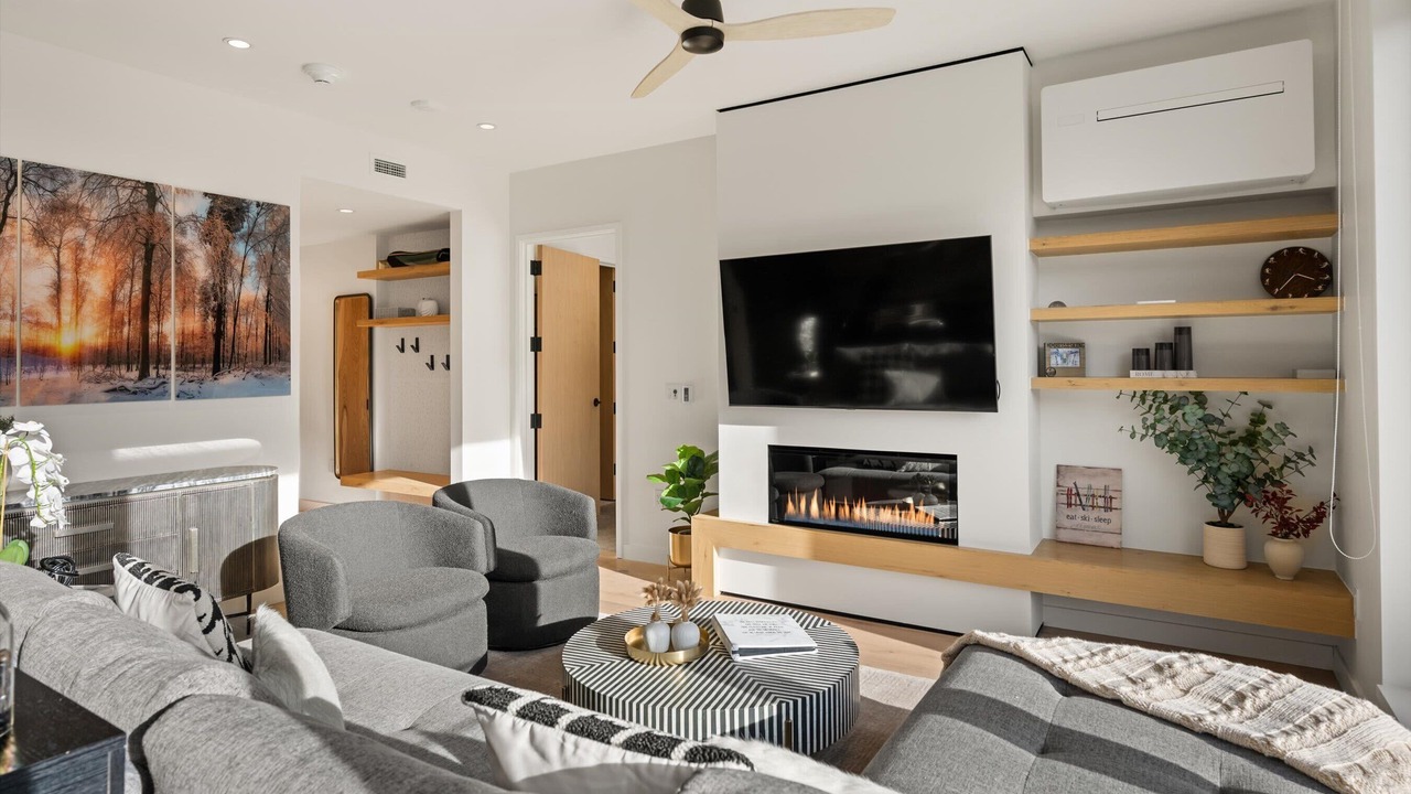 Photo of Livingroom in Snowmass Village