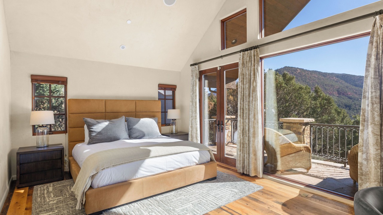 Photo of Livingroom in Basalt