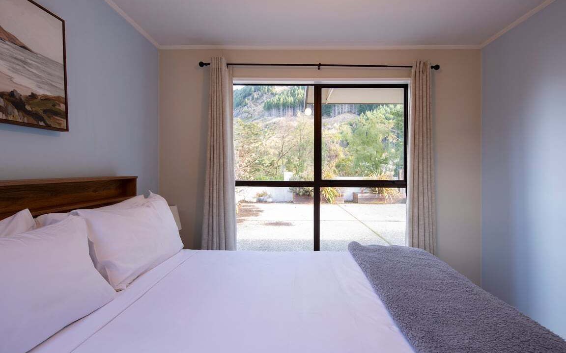 Photo of Bedroom in Sunshine Bay