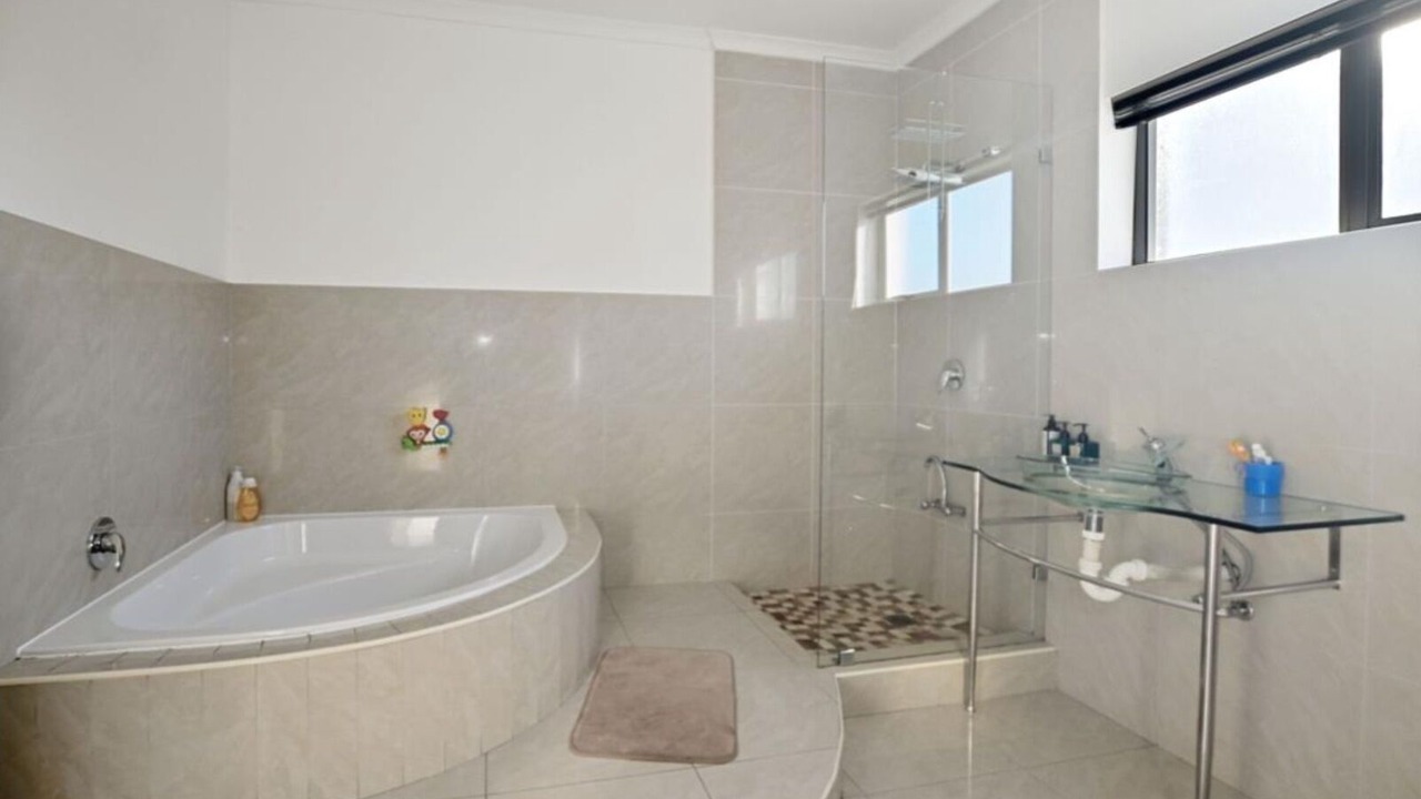 Photo of Bathroom in Bloubergstrand