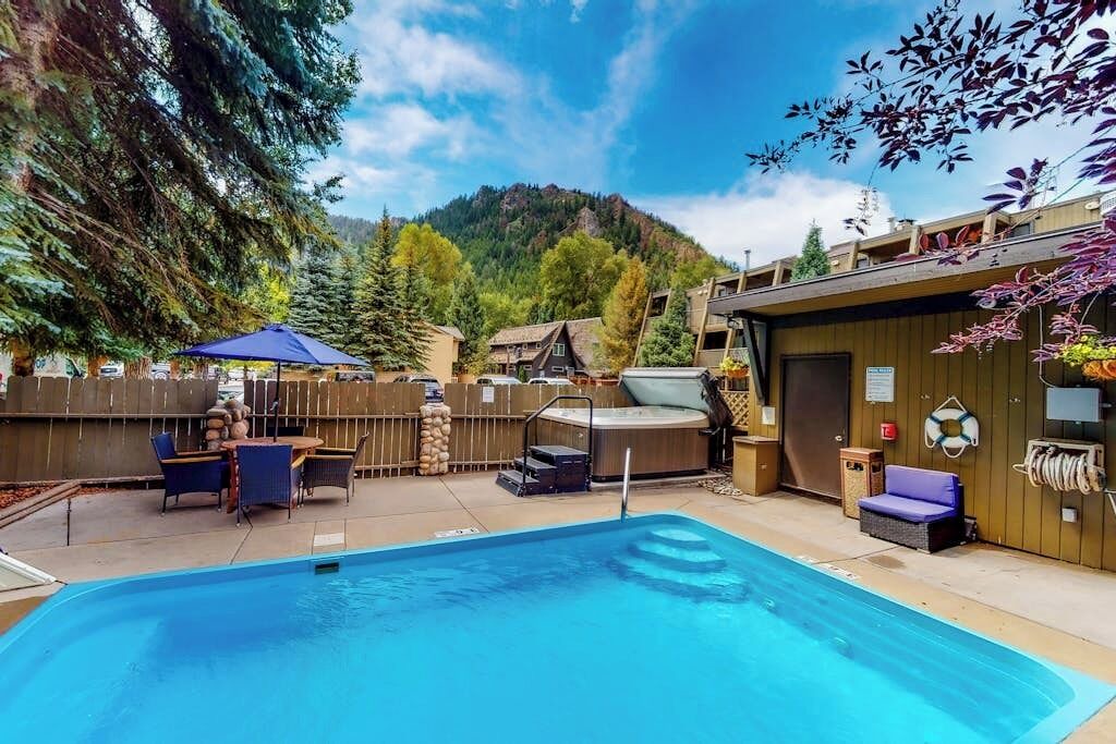 Photo of Outdoor in West End
