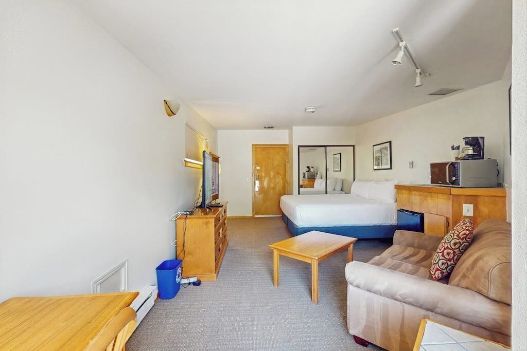 Photo of Bedroom in West End