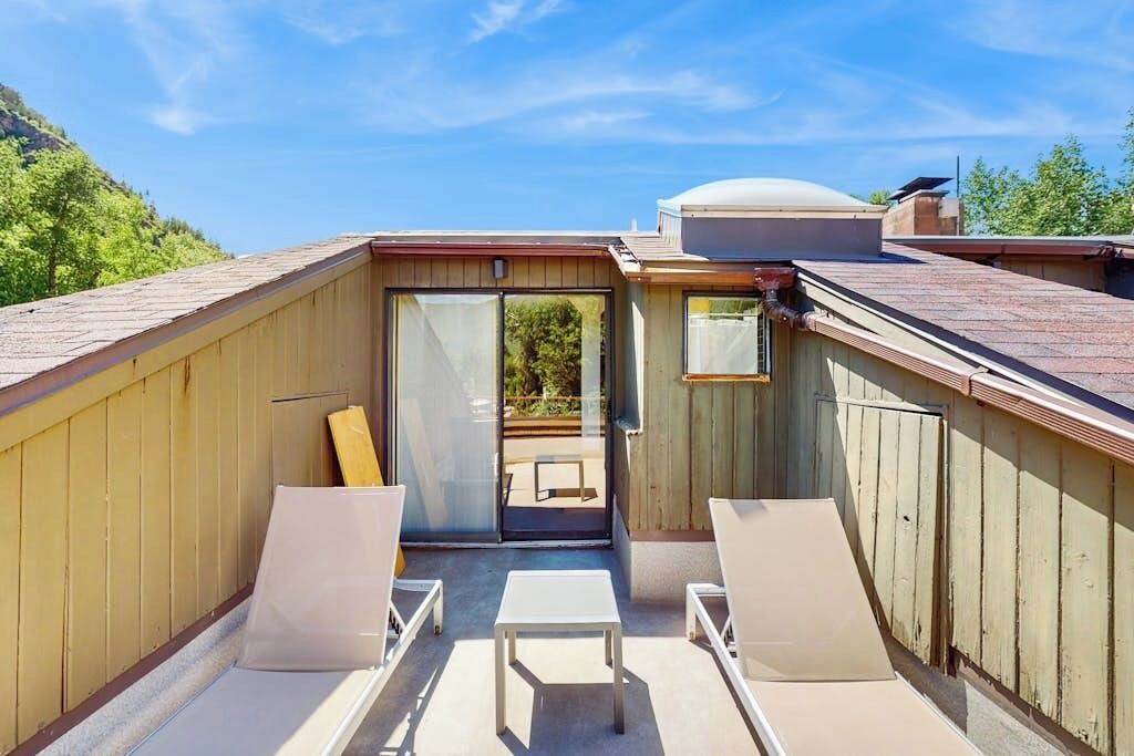 Photo of Patio Balcony in West End