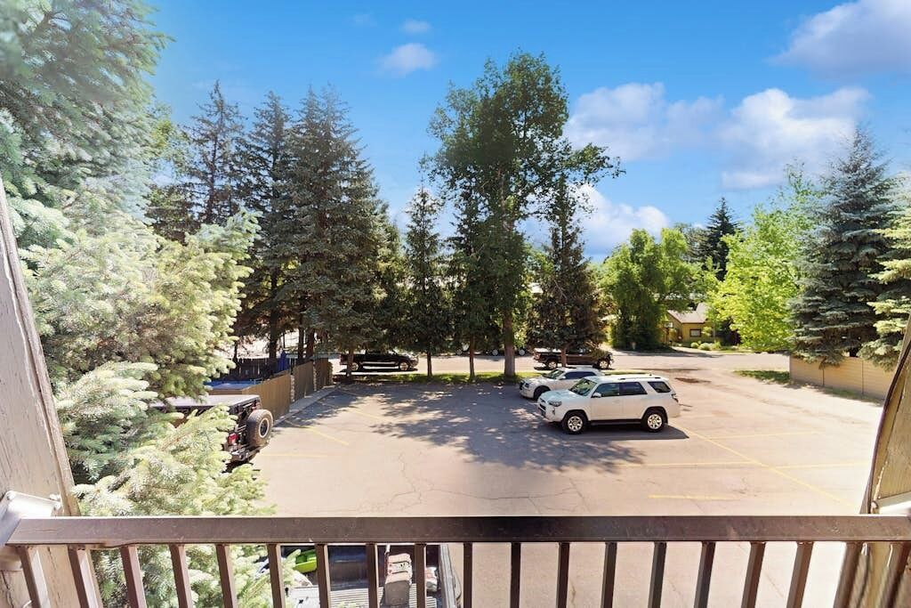 Photo of Outdoor in West End