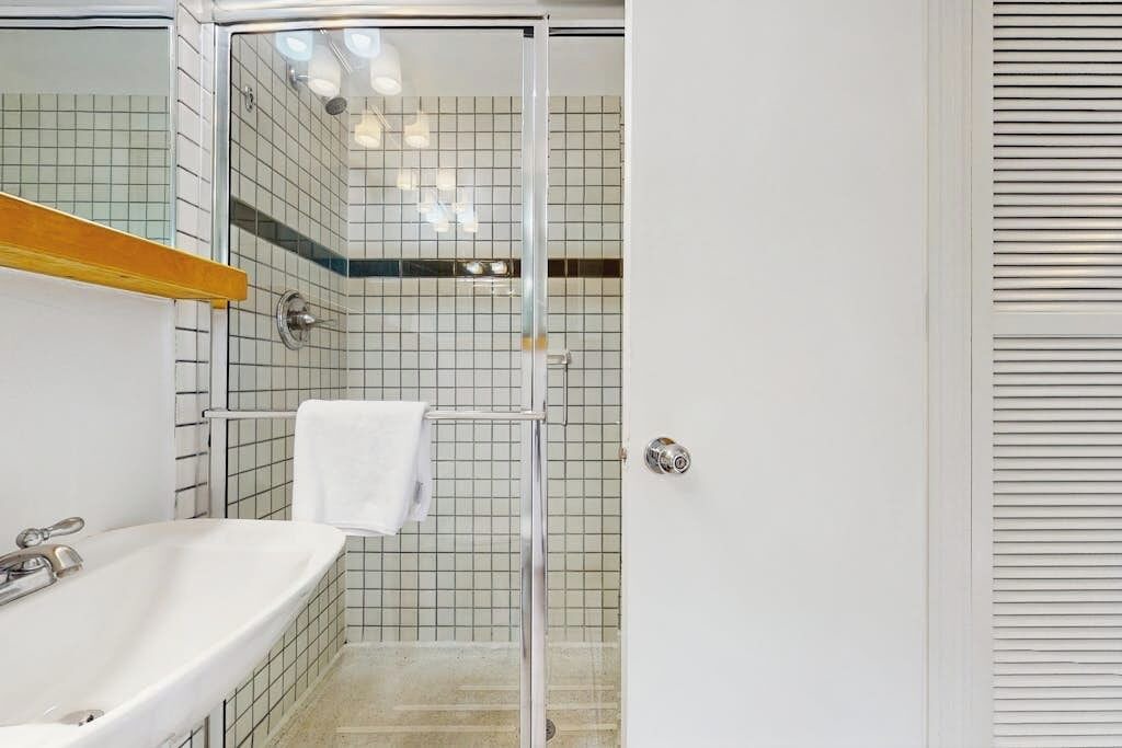 Photo of Bathroom in West End