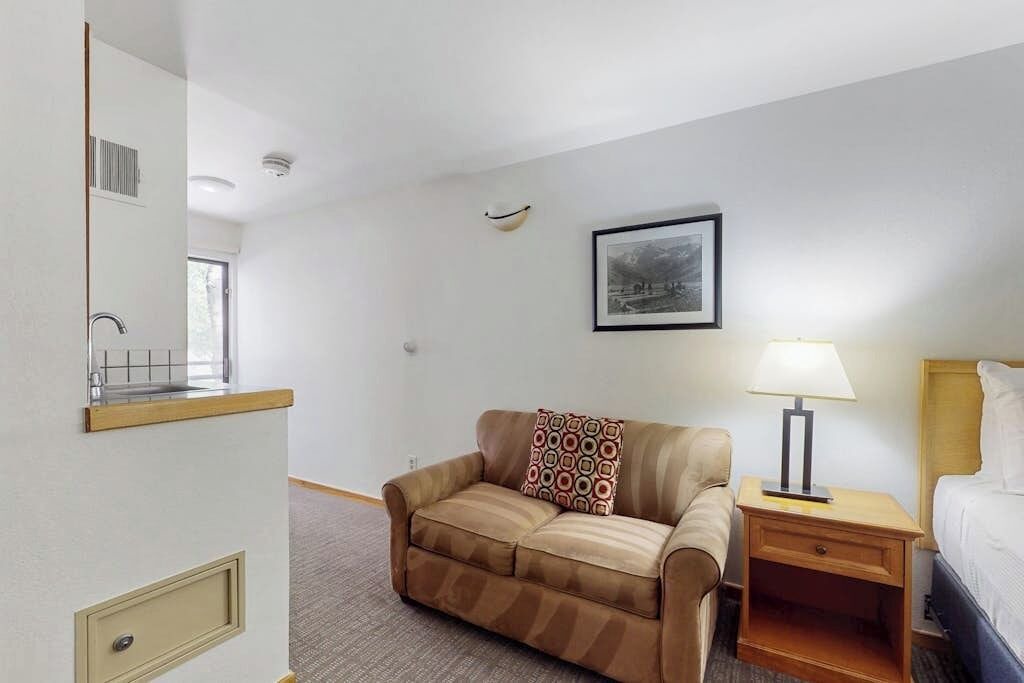 Photo of Livingroom in West End
