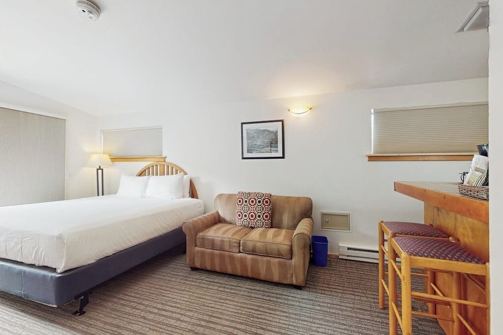 Photo of Bedroom in West End