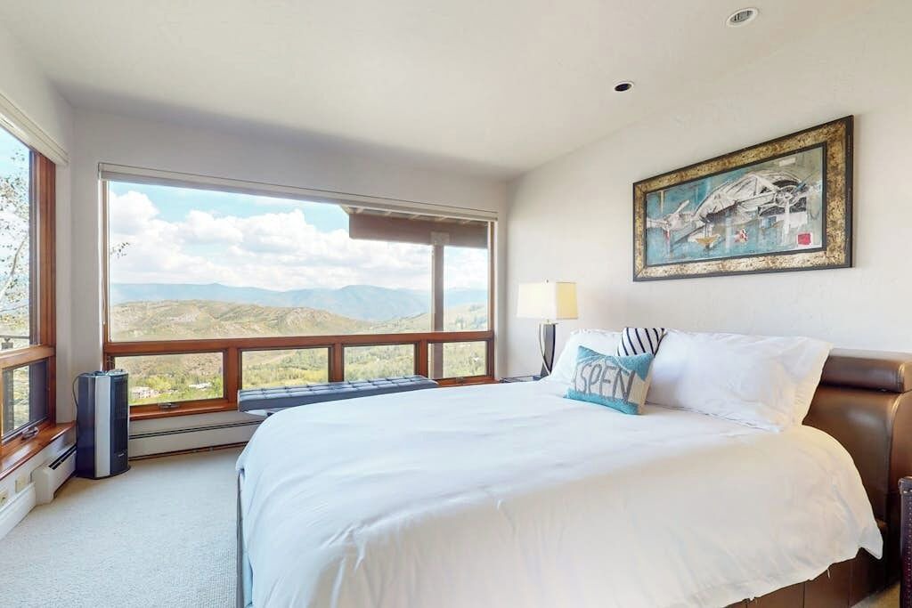 Photo of Bedroom in Snowmass Village