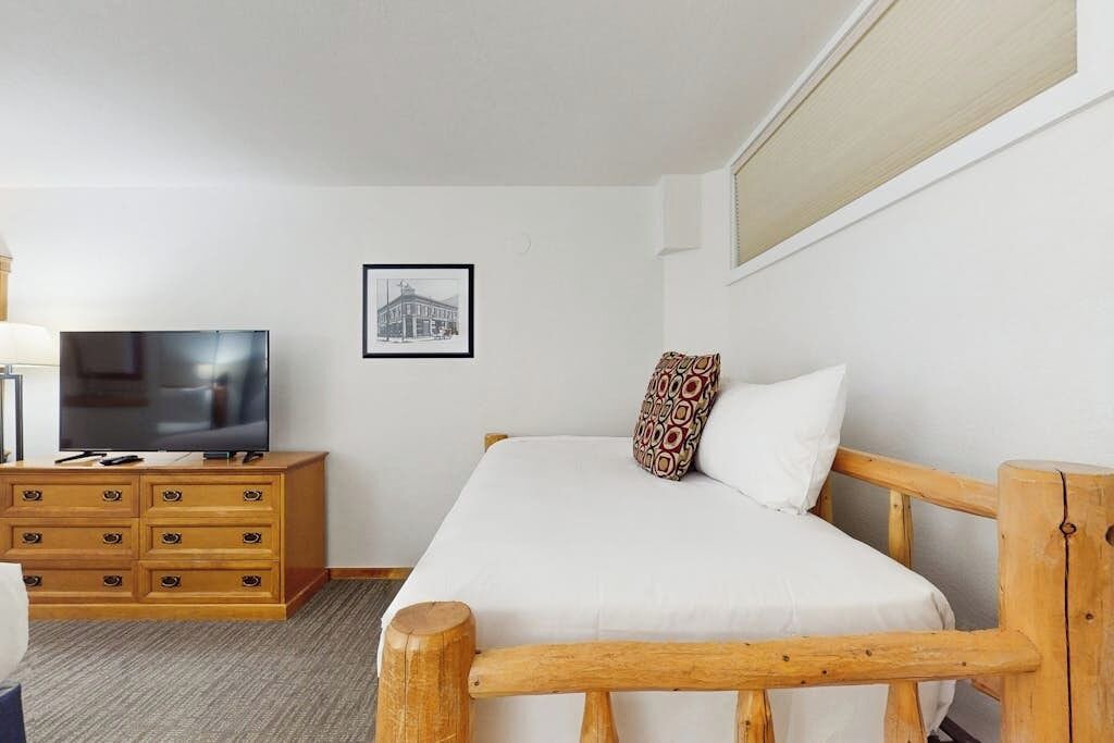 Photo of Bedroom in West End