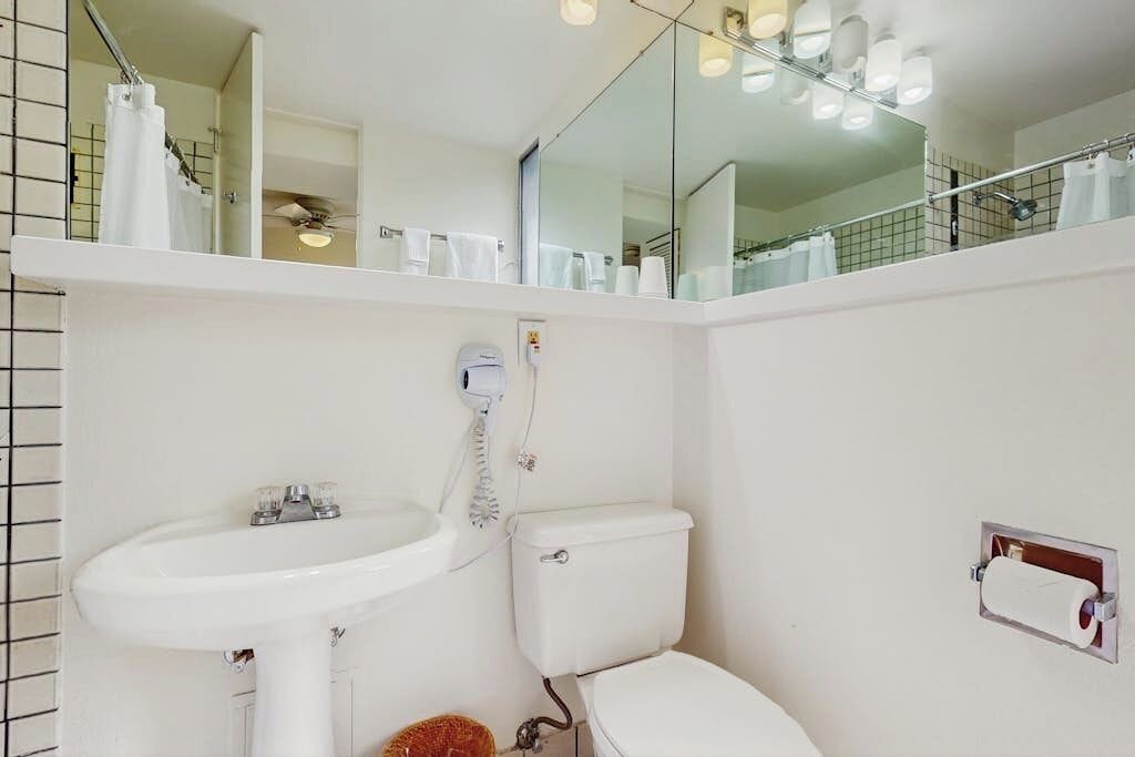 Photo of Bathroom in West End
