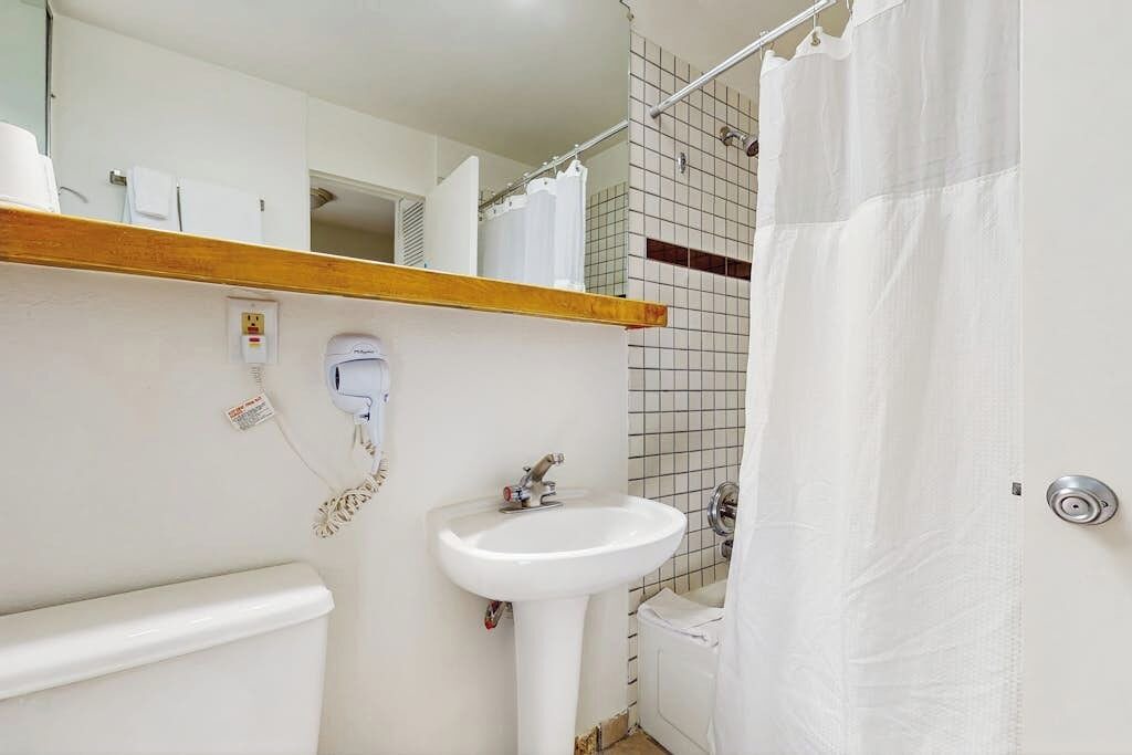 Photo of Bathroom in West End