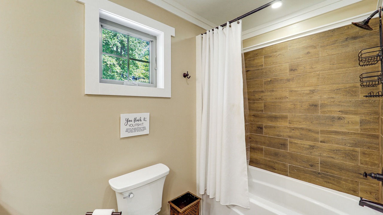 Photo of Bathroom in Frank