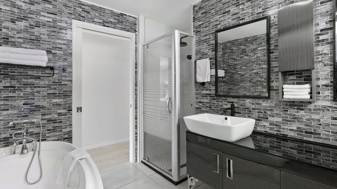 Photo of Bathroom in Stotts Creek