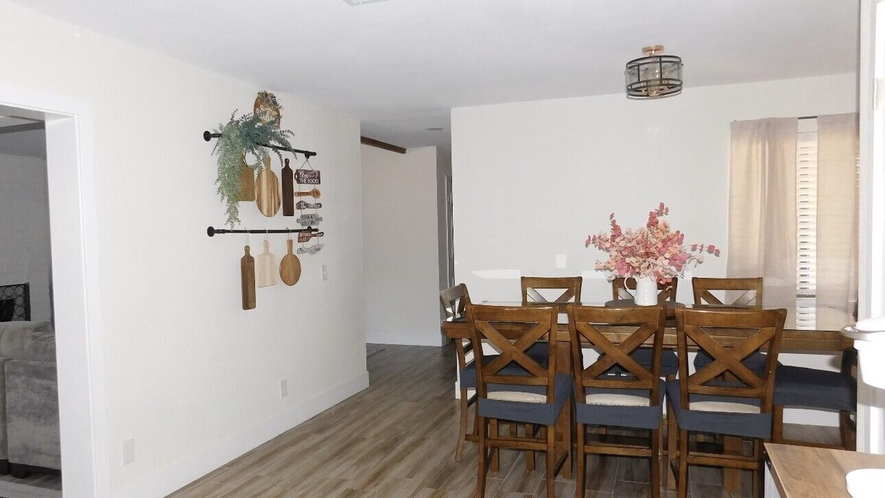 Photo of Others in Sunrise Manor