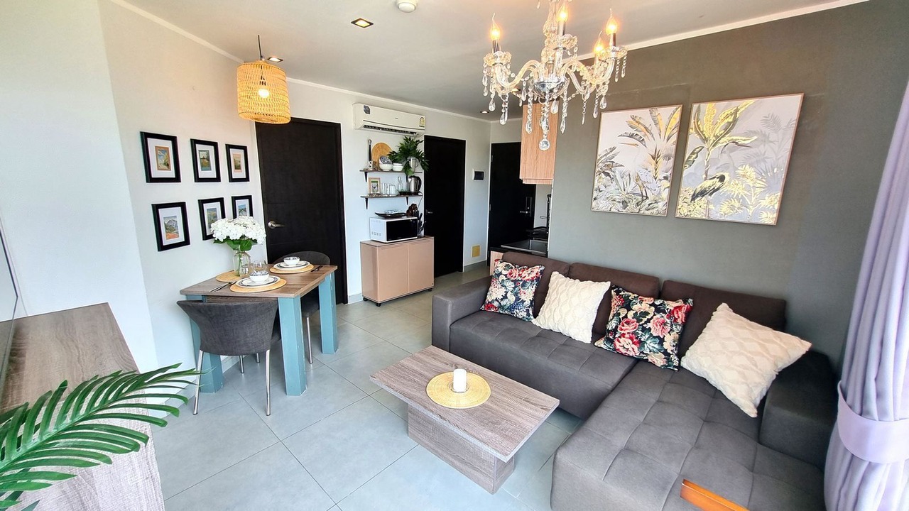 Photo of Livingroom in Chalong