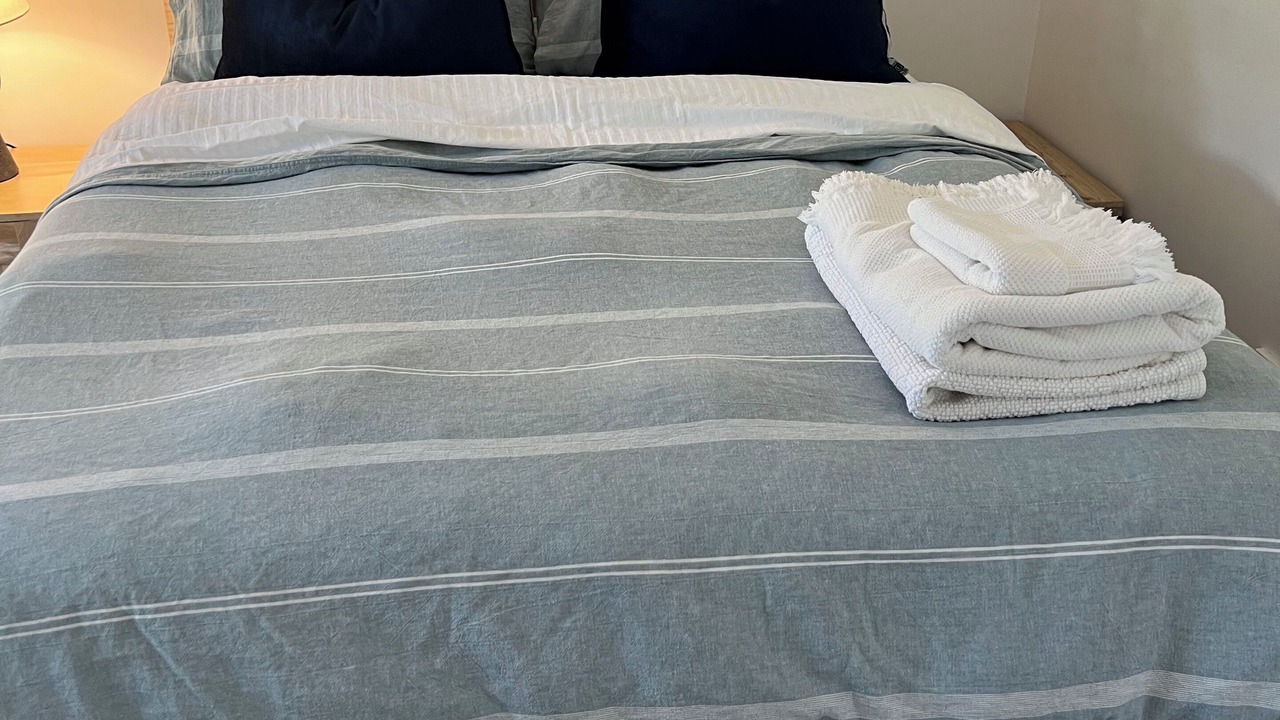 Photo of Bedroom in Larnook